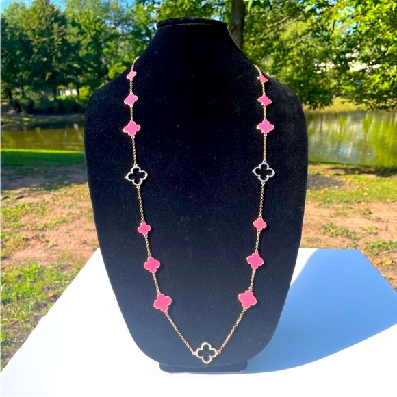 Jewelry - NYC PINK & GOLD TONE STATEMENT NECKLACE NWOT